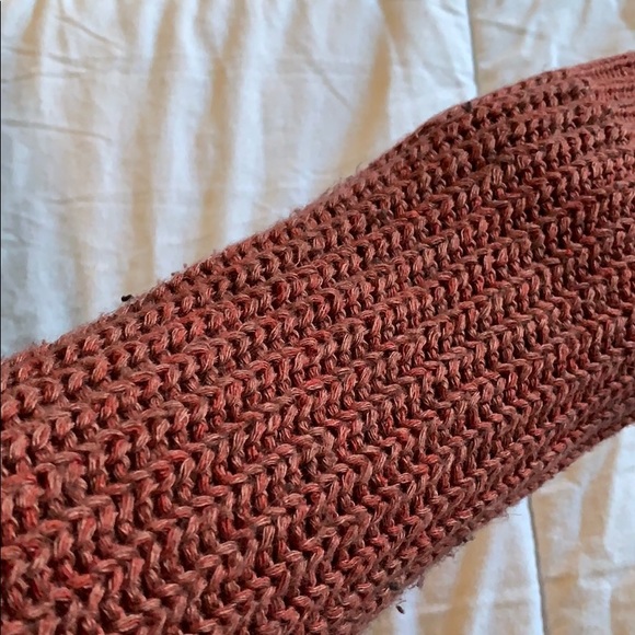 Express Sweater - Picture 4 of 6